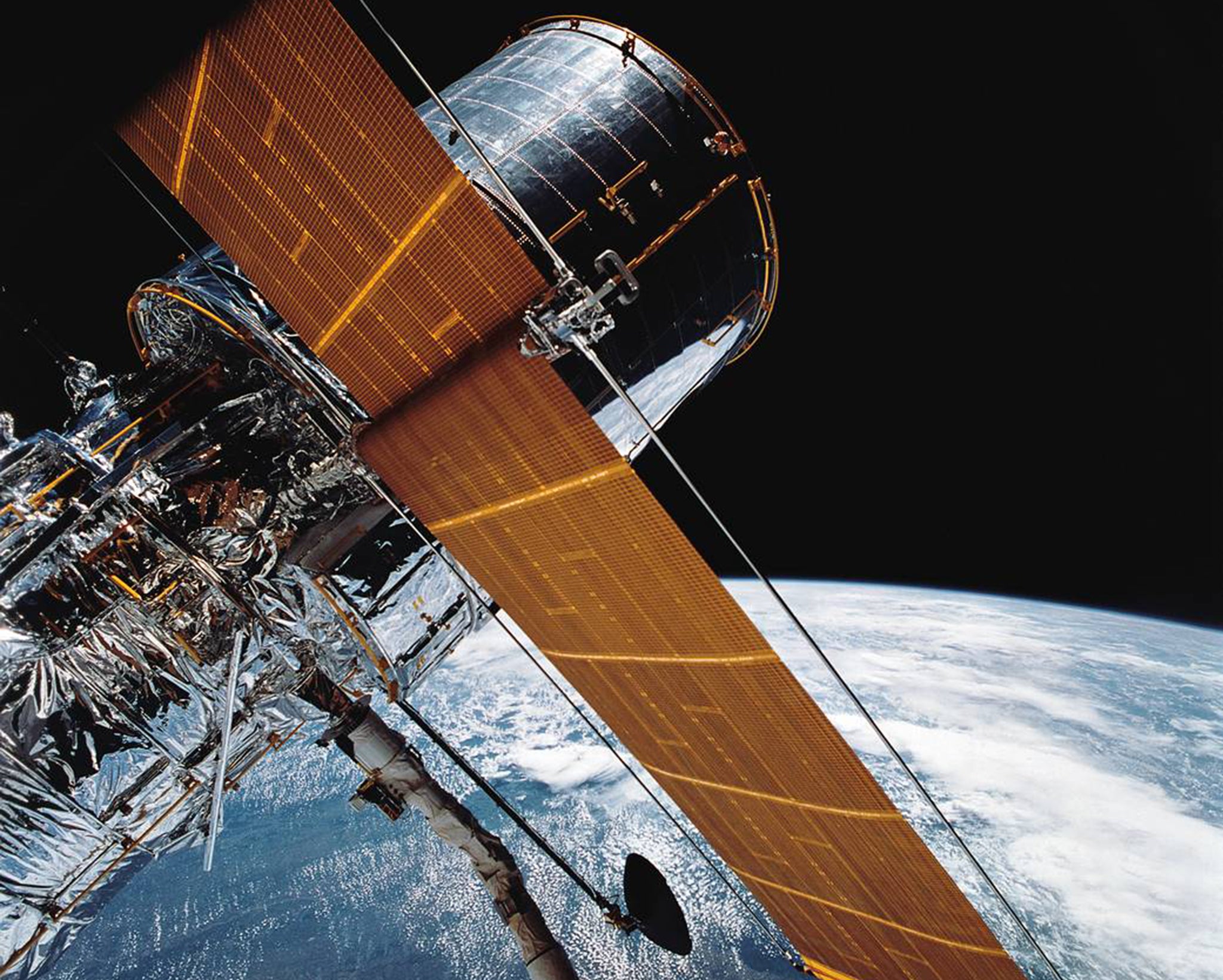 Hubble space telescope store orbit